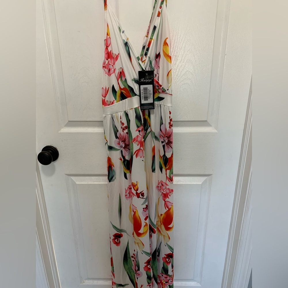 NWT White Floral Maxi Dress